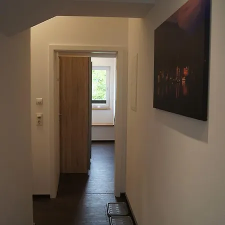 Wein- & Joerg Weirich Фермерский дом *