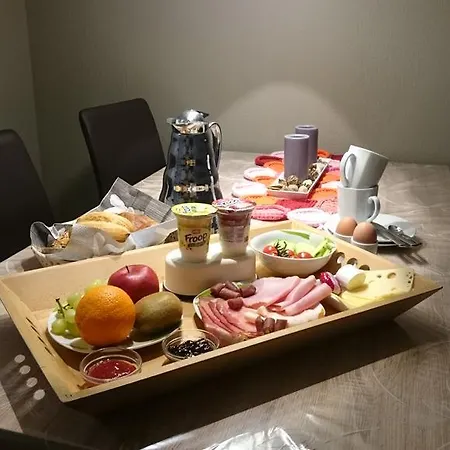 Фермерский дом Wein- & Joerg Weirich *